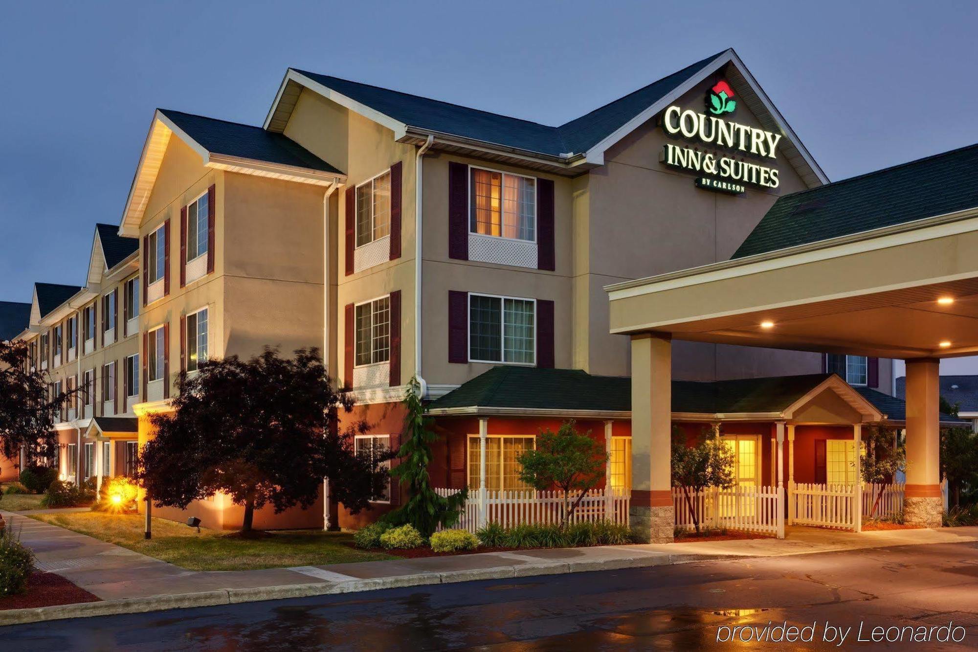 Best Western Erie Inn & Suites Kearsarge Exterior photo